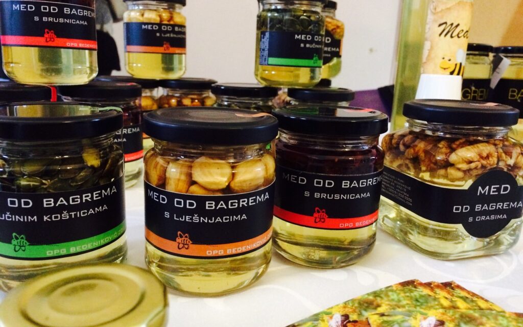 zagorski-bagremov-med-cvjetni-livadni_30