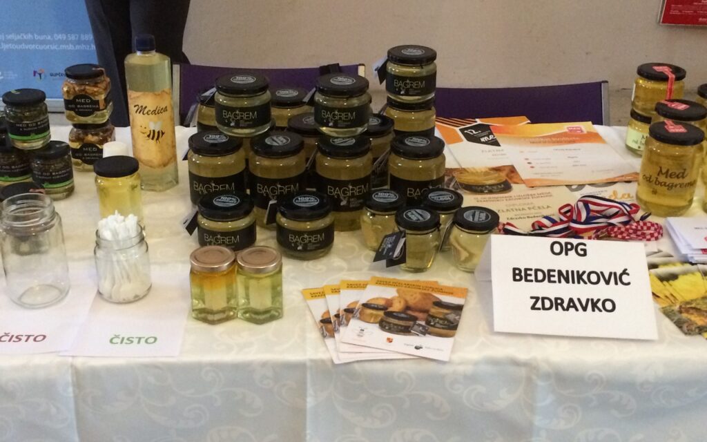 zagorski-bagremov-med-cvjetni-livadni_4